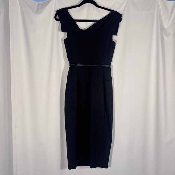 Black Halo Jackie Sheath Dress in Black - Picture 4 of 8